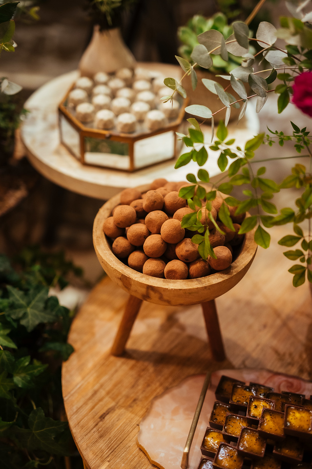 Uma mesa de doces que traduz carinho e celebração